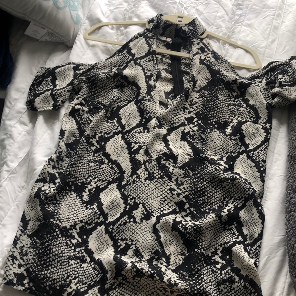 Snake skin top